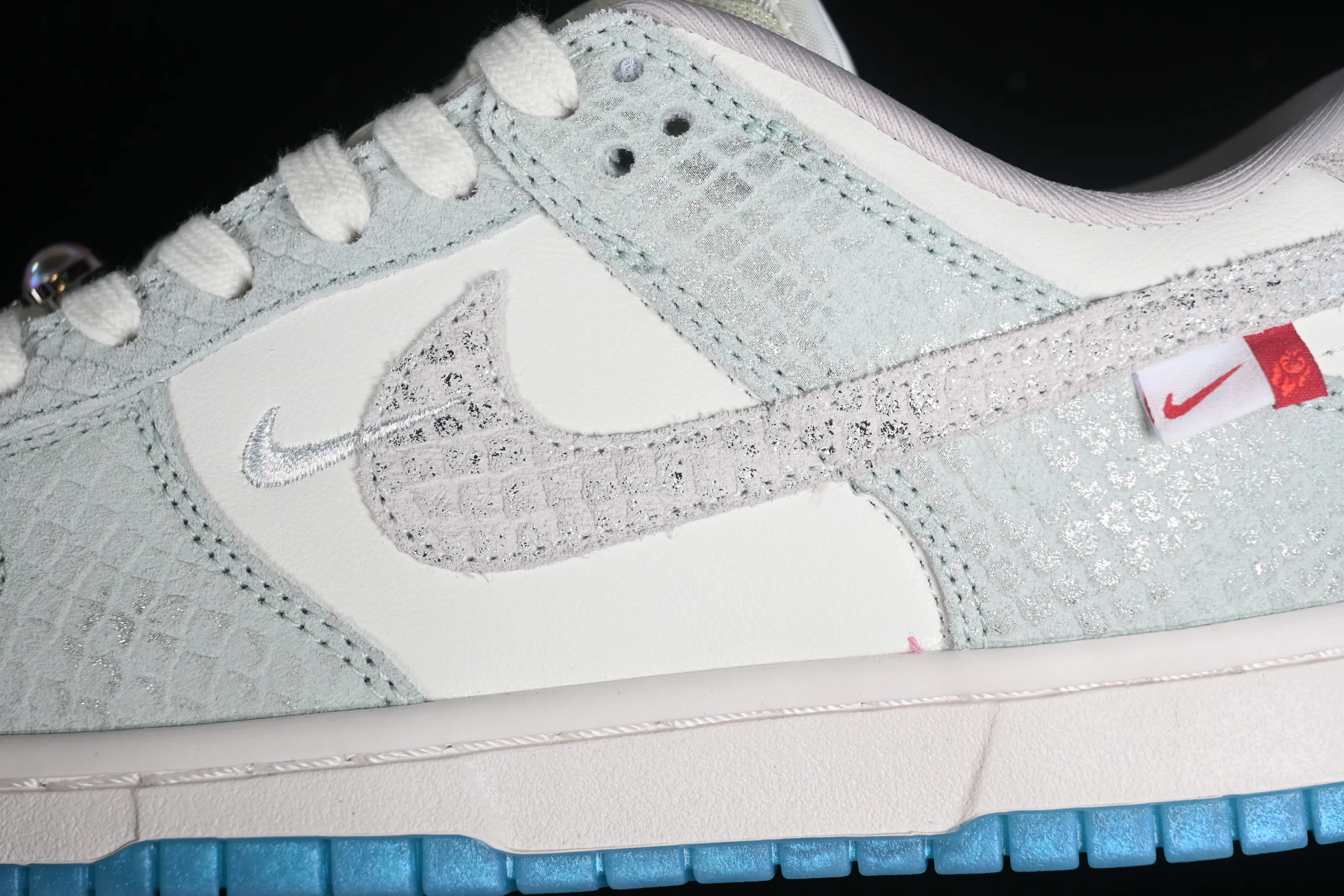 All categories Nk SB Dunk series Nk SB Dunk Low low-top sneakers F version Nk Dunk Low 2024 Year of the Dragon customized model SB low-top casual sneakers FZ5065-111